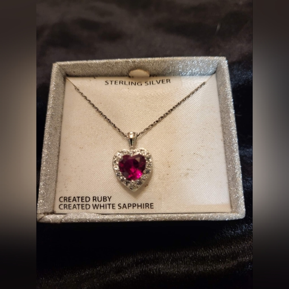 LIKE NEW STERLING SILVER WHITE SAPPHIRE RUBY HEART NECKLACE